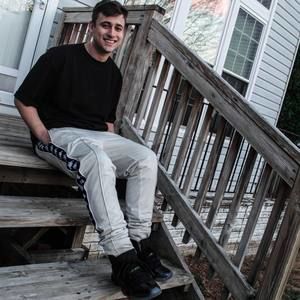 Meet your Posher, Drew aaron